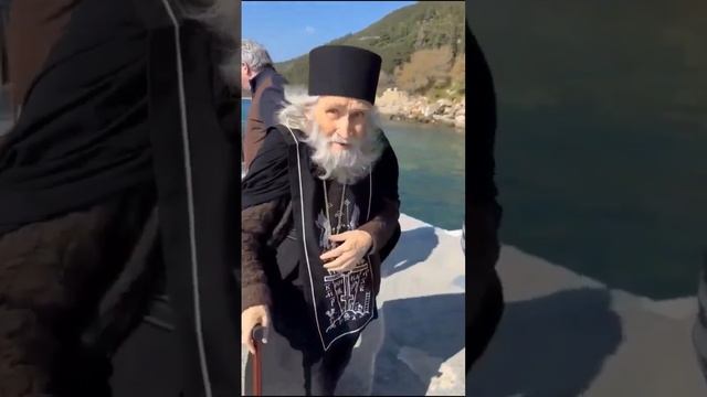 Старец Илий (Ноздрин) прибыл на Афон ??? смотреть онлайн
