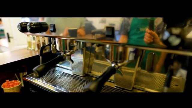 Кофейня в Житомире Green Bee Coffee, пр. Мира 61/2, магазин Полесье-Продукт смотреть онлайн