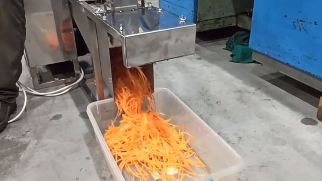 Терка овощерезка для моркови по-корейски электрическая "Корс" МР-10РУ смотреть онлайн