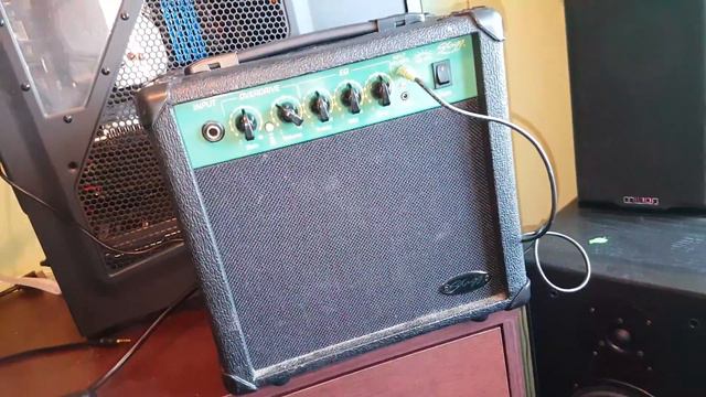 Found Stagg 10GA 10W RMS Guitar Amplifier speaker with MP3 headphone socket смотреть онлайн