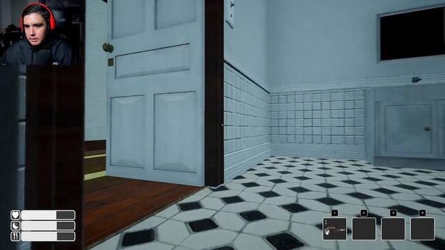 THIS MAN TEXTS YOUR PHONE AS HE HUNTS YOU IN THE HOUSE | Escape Until Friday (Horror Game) смотреть онлайн