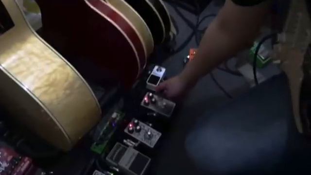 Moollon Distortion / Overdrive Demo with Fender Strat смотреть онлайн