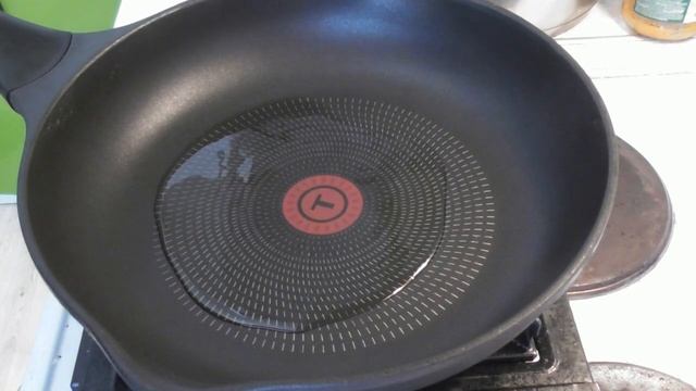 Убойная насадка для ловли трофейной и крупной рыбы из бородинского хлеба смотреть онлайн