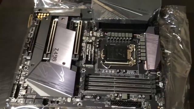 Intel CORE i7 10th Gen CPU - Installation onto Gigabyte Z490 AORUS PRO AX смотреть онлайн