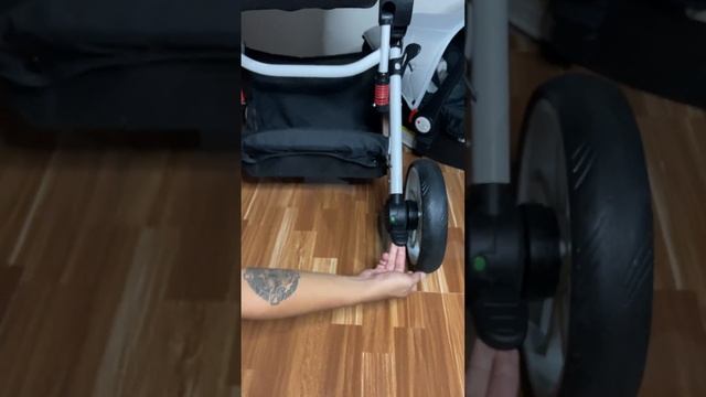 Looping Sydney Stroller with Carseat смотреть онлайн