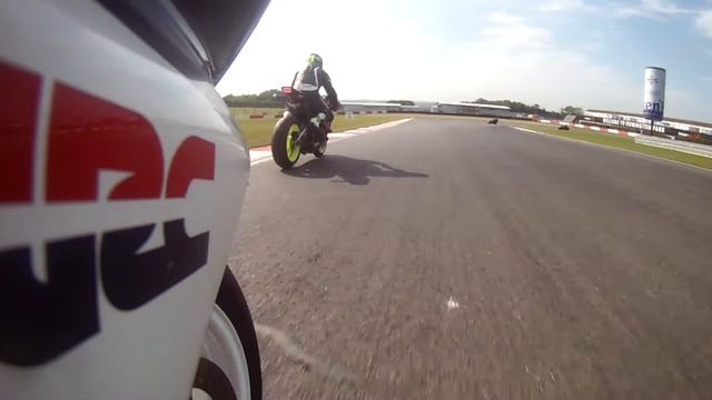 Donington park 15/9/2020 inters . Honda cbr 929 fireblade . смотреть онлайн