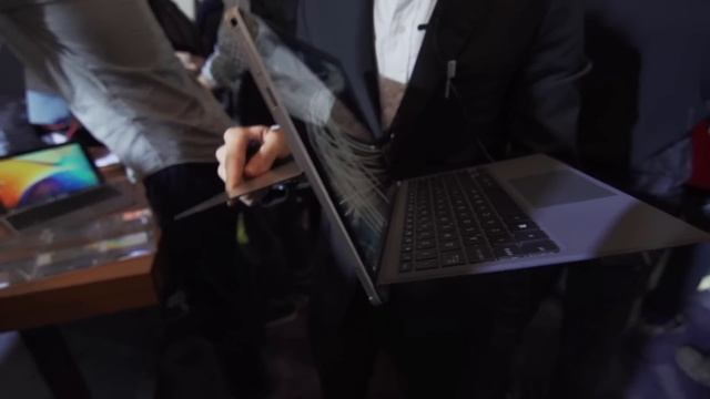 Asus Transformer 3 Pro: Surface look-alike introduced during Computex 2016 | Allround-PC.com смотреть онлайн