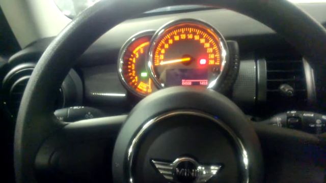 Краткий видео обзор Mini One 1.4 td 2014 (MT) p1 смотреть онлайн