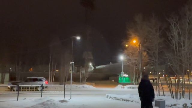 ОЛЕНЕГОРСК - ИДЕАЛЬНЫЙ ГОРОД ЗА ПОЛЯРНЫМ КРУГОМ! Зима 2023 ЗАЖИГАЕМ ЕЛОЧКУ! МУРМАНСКАЯ ОБЛАСТЬ смотреть онлайн