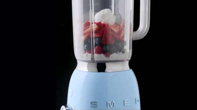 SMEG BLF01 Turmixgép смотреть онлайн