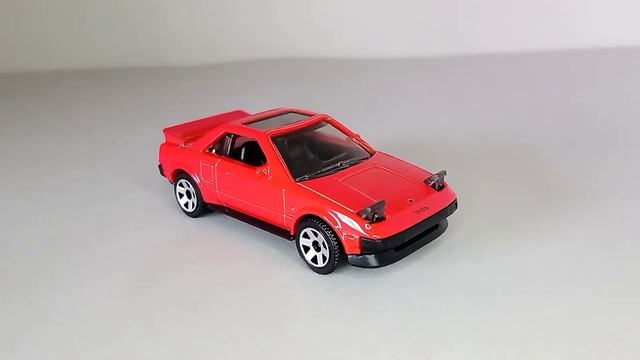 Análise do Toyota MR2 1984(Matchbox) смотреть онлайн