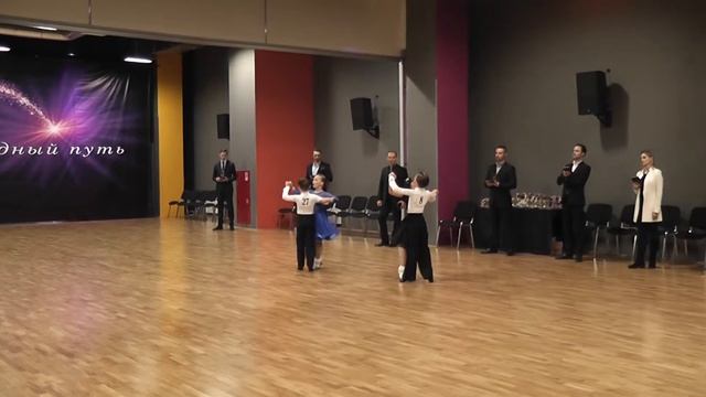 ЗП 11112017 Кира и Макс Звездный кубок М.Вальс смотреть онлайн