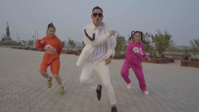 АЙГЫЛААН & ZAVOD 