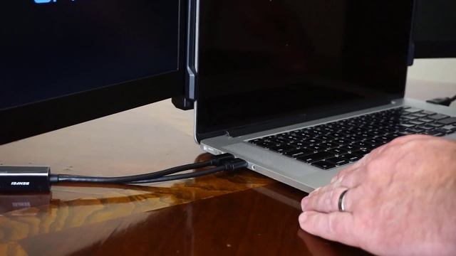 OFIYAA Portable Triple Screen Monitor For Turning Your Laptop Into A Work Station