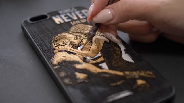 Подарил девушке чехол с нашей фоткой ! Ваша фотография на деревянном чехле ! #Creedcase #Creedwood смотреть онлайн