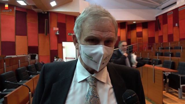 Il sindaco Manfredi illustra il piano per Bagnoli in Commissione Ambiente смотреть онлайн