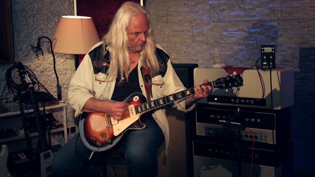 Is this a 50s Gibson LesPaul? смотреть онлайн