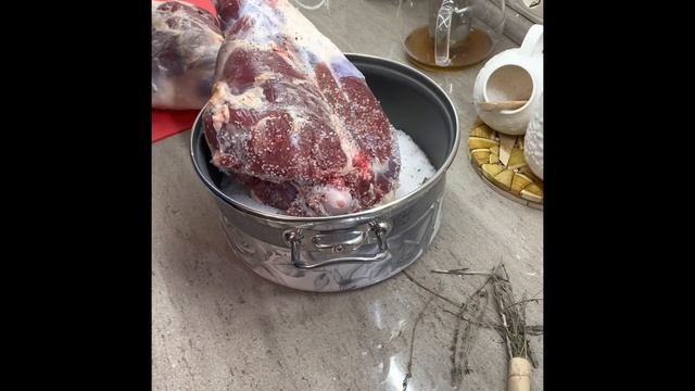 Хамон из баранины или вяленное мясо баранины, засолка (ч.1) смотреть онлайн