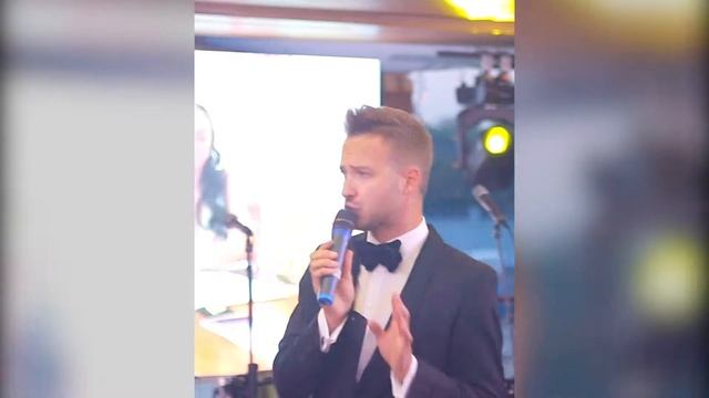 Ведущий Павел Рослик - ресторан-теплоход Ласточка смотреть онлайн