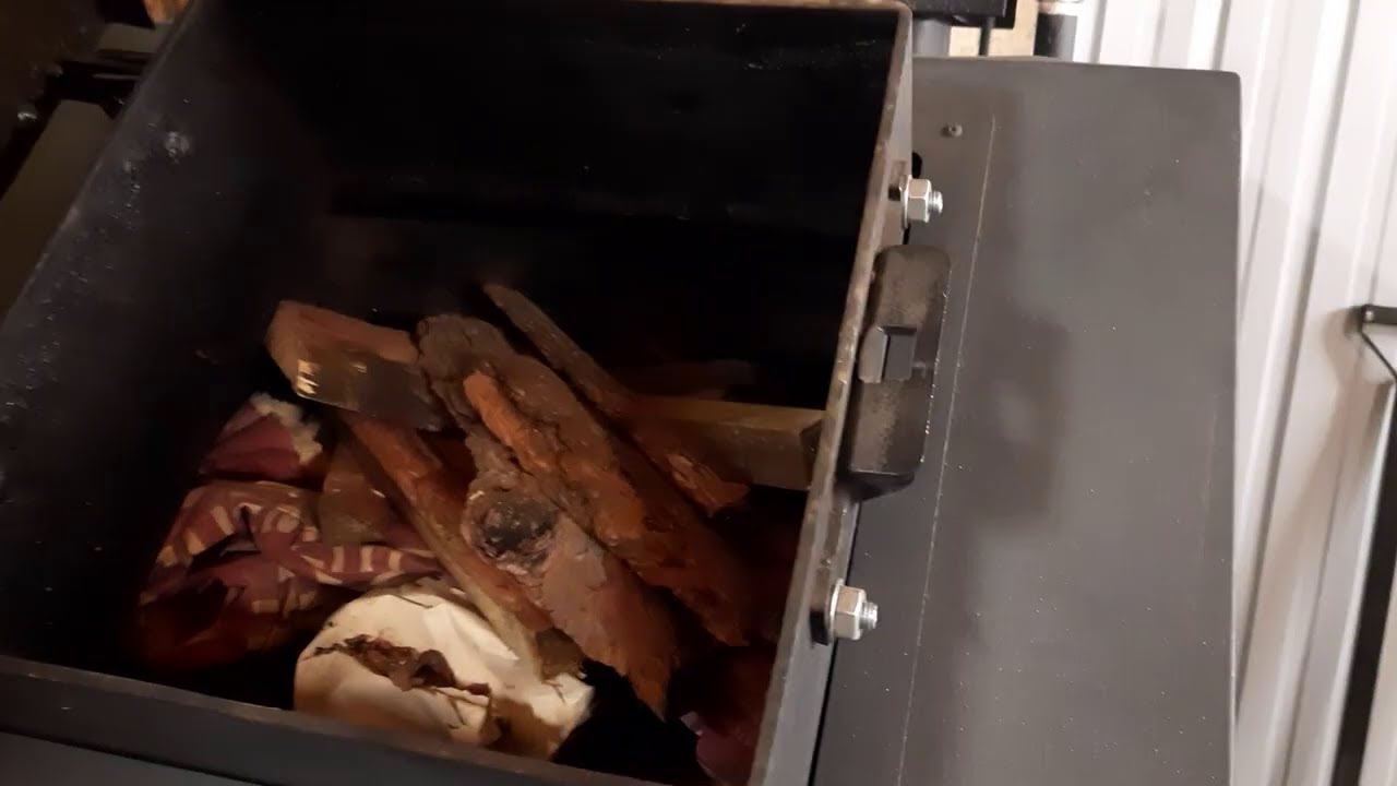 Пробный запуск Котла Неделька Ко-60 на дровах смотреть онлайн