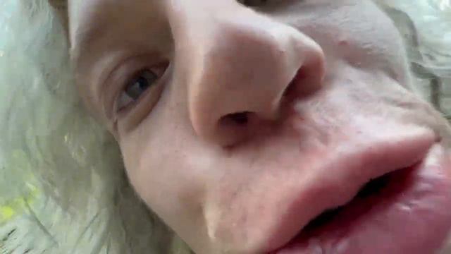 Парадеевич/Плохой парень/Кореш пришли делать хайп к Аватару смотреть онлайн