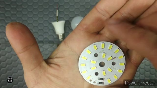 USB лампочка своими руками Аварийное освещение Не выбрасывай сгоревшую лампочку смотреть онлайн