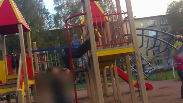 СМОТРЕТЬ ДО КОНЦА! Школота беспределит. смотреть онлайн