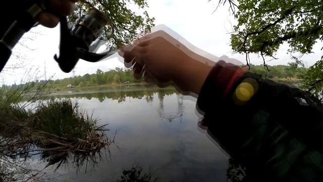 РЫБАЛКА НА ПОПЛАВОК И ЛОВЛЯ КАРАСЯ НА ЛЕГКИЙ ФИДЕР! ЛОВЛЯ КАРАСЯ ВЕСНОЙ В НЕРЕСТ смотреть онлайн