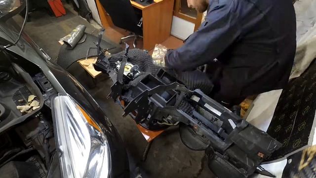 Ford Escape/Kuga.Шумоизоляция торпеды.Снятие и установка.