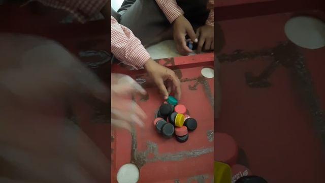 Baccho Ne Banaya Carrom | Primary School | Kanchan Lata смотреть онлайн