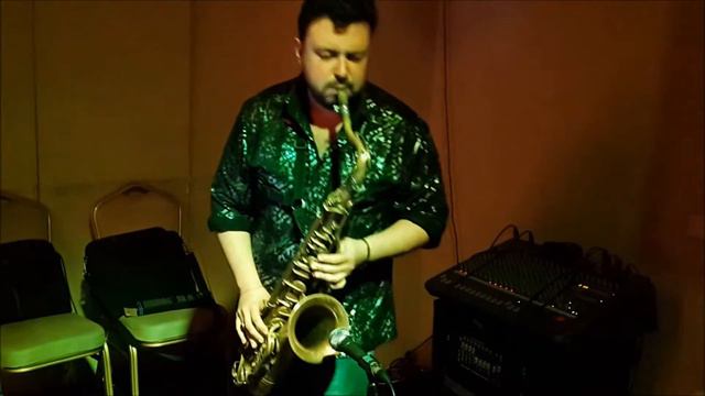 Вариации на Joe Dassin - Et si tu n'existais pas (Р.Ачкинадзе tenor sax) саксофонист на праздник смотреть онлайн