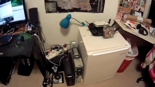 Pulling the Plug at Full Load! APC Back-UPS Pro 1500 смотреть онлайн