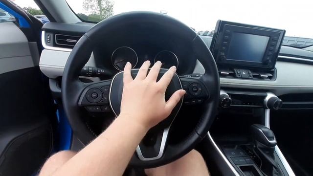 2019 Toyota RAV4 XLE Premium Horn смотреть онлайн