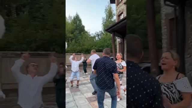 Белый медведь в Туле, ростовая кукла смотреть онлайн