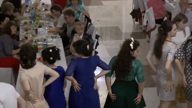 Зажигаем -Флешмобы.. нарезки видео смотреть онлайн