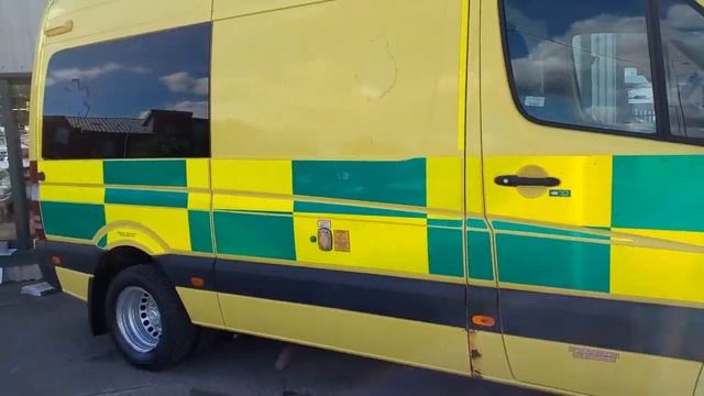 Reg = YJ14AXU MERCEDES-BENZ 2014 Diesel in Yellow Color 2987 Cylinder Capacity смотреть онлайн