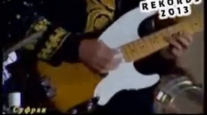 красавица класно поет