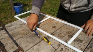 Переделка москитной сетки в нужный размер.