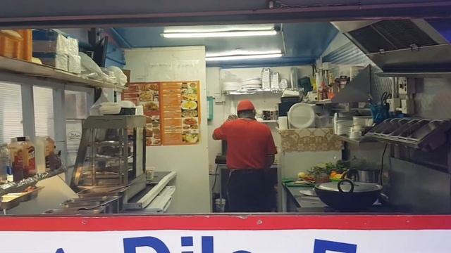 Милтон Кинс(Milton Keys) 2ая часть прогулка по городу. Заказали индускую еду.