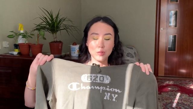 что я покупаю себе в секонд хендах | винтаж | Мадина Султан смотреть онлайн