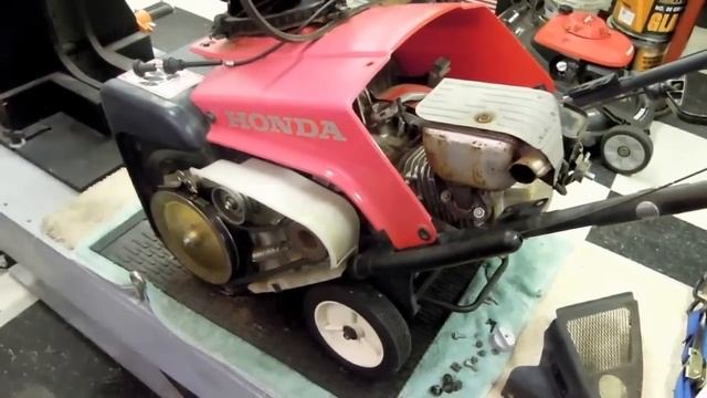 Honda Snow BLower HS621 смотреть онлайн