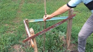 Изготовление креплений для молодых деревьев