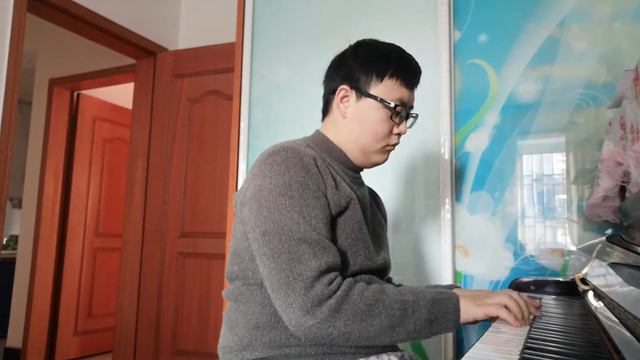 арпеджио коротки и ломанные ре мажор(Хэ Исюань) смотреть онлайн