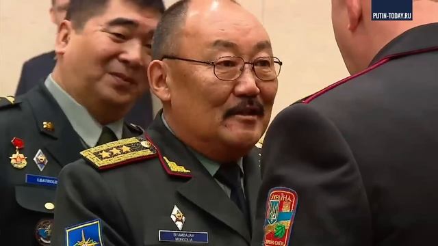 Поздравляю всех с этим событием! Законы и нормы ЕС больше нам не указ... смотреть онлайн