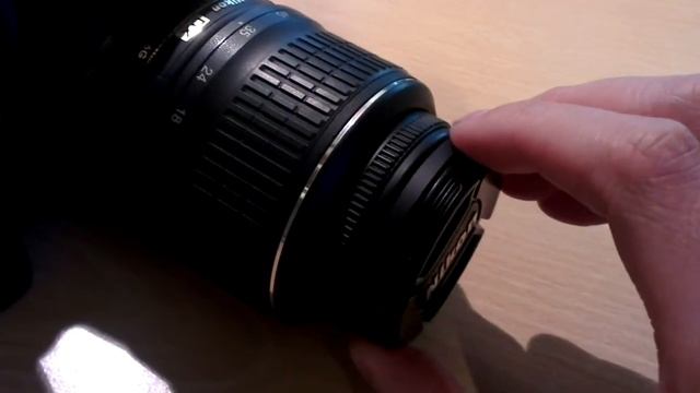 Nikon D3000 18-55mm Kit Lens - Loose Inner Barrel смотреть онлайн