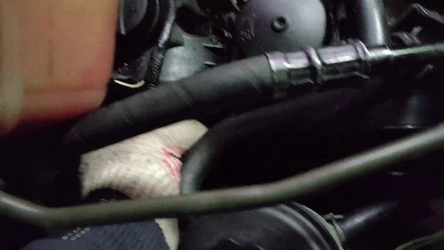 При запуске (прокрутке стартером) горит чек ,ДВС не запускается саньенг Нью актион дизель акпп смотреть онлайн