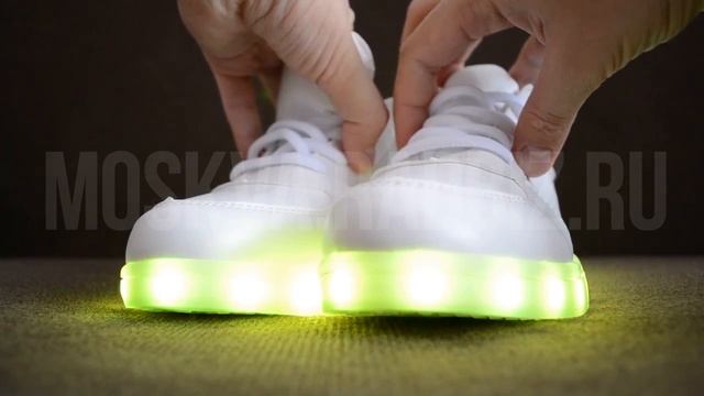 Кроссовки с LED-подошвой.Заказать! смотреть онлайн