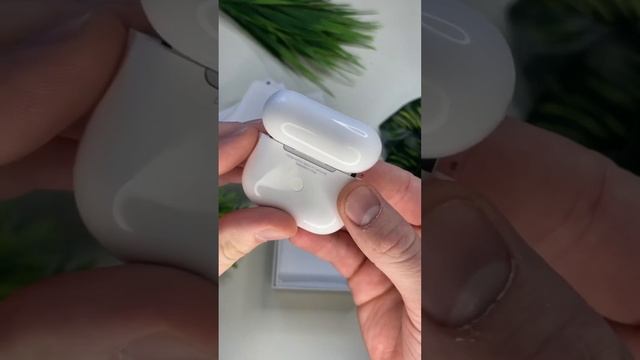 Топовая модель AirPods 3 смотреть онлайн