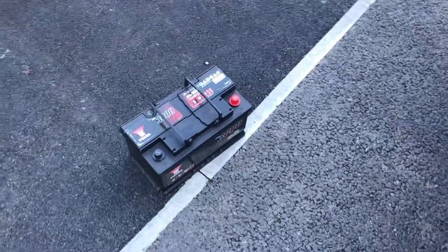 Mercedes Vito V Class gets a new Battery смотреть онлайн