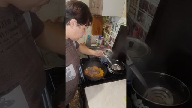 Готовлю #ппменю паштет из куриной печени и холодец на ужин смотреть онлайн